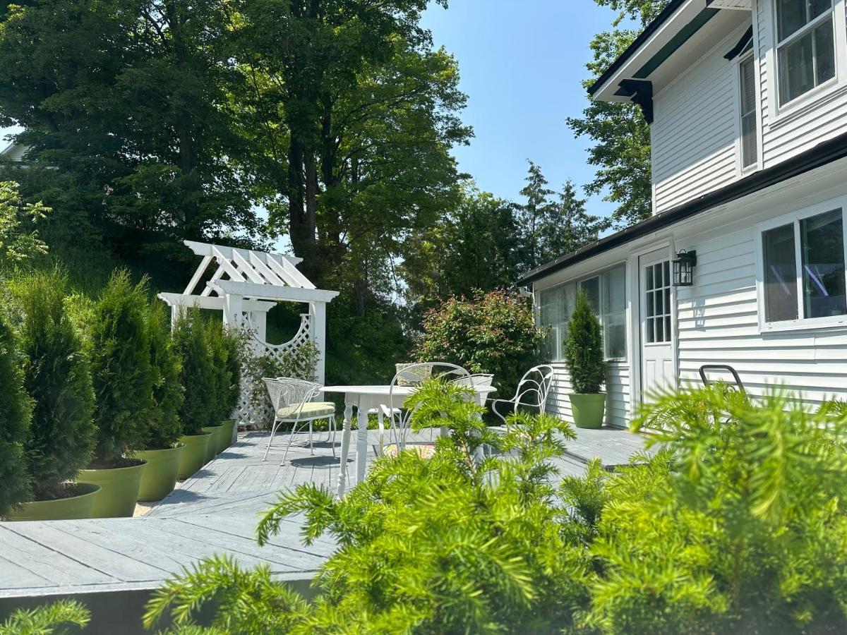 The Belvedere B&B Charlevoix Ngoại thất bức ảnh